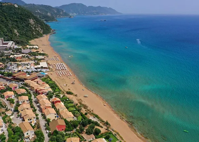 Waves Harmony Corfu Case de vacanță *