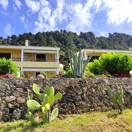 Waves Harmony Corfu Tatil Evi Glifada